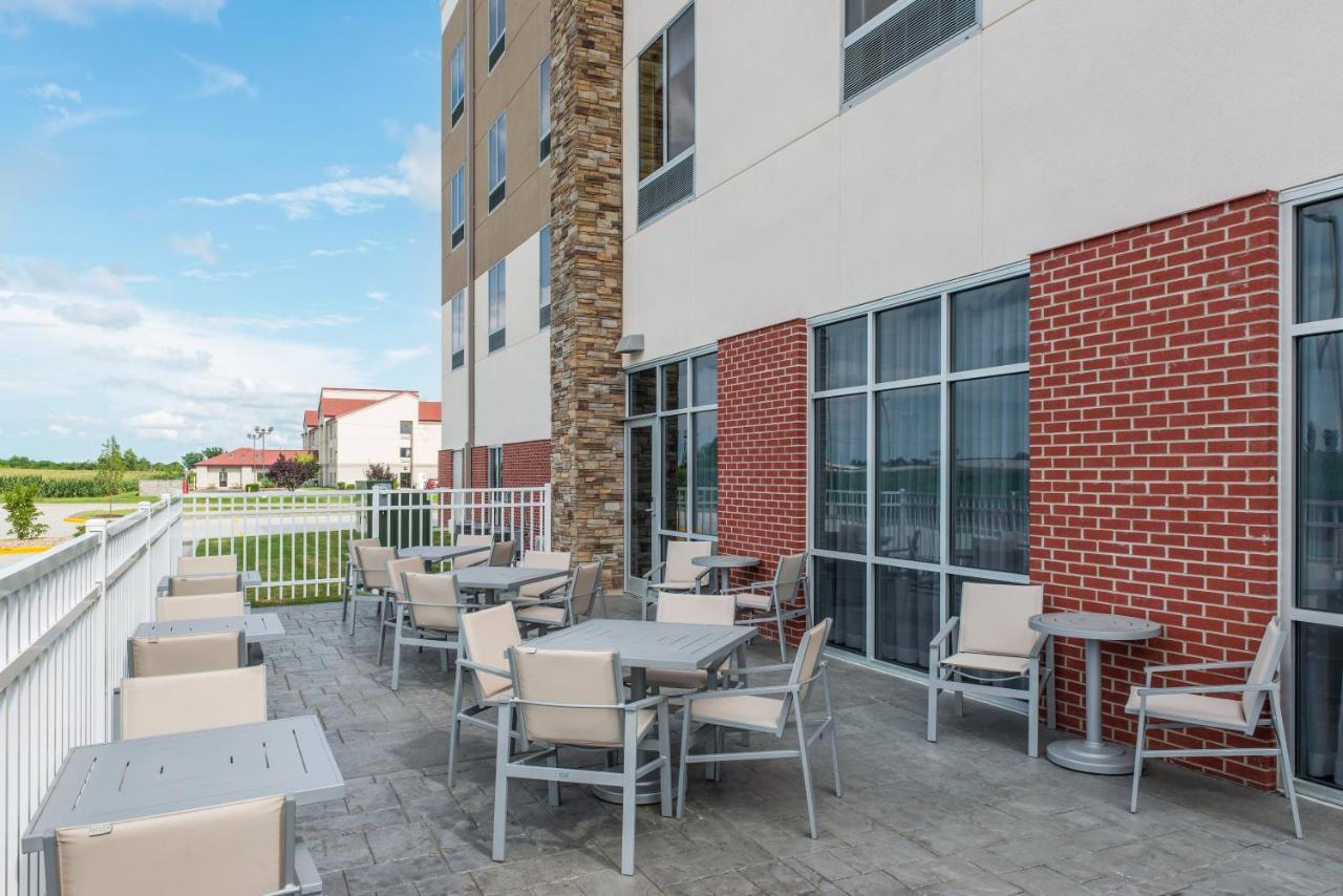 Holiday Inn Express Troy By Ihg Exteriör bild